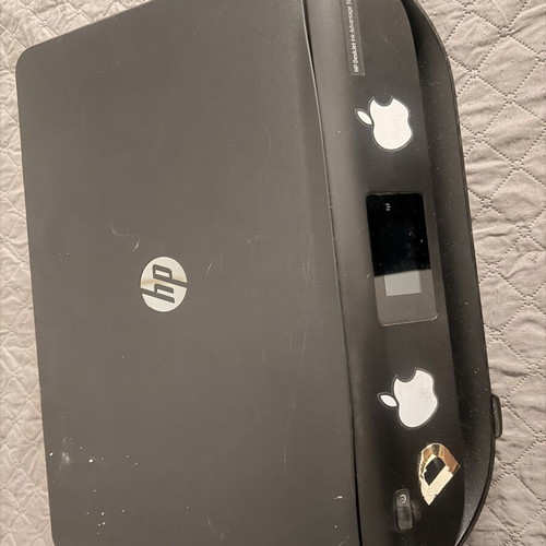 Toshiba Satellite A100-528 and HP DeskJet Ink Advantage 5075 used for repair or parts