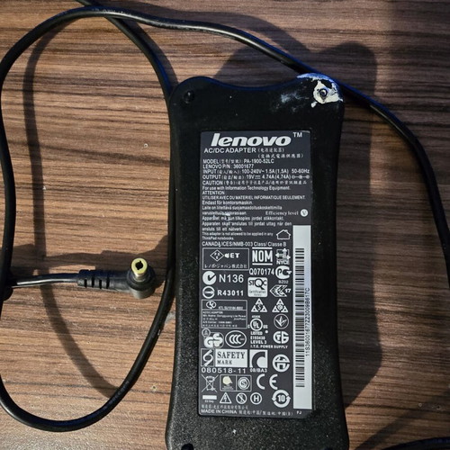 Lenovo laptop charger used, model PA-1900-52LC, 90W