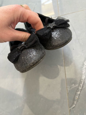 Μπαλαρίνες H&M γκλιτερ με φιόγκο μαύρες 28 μεταχειρισμένες