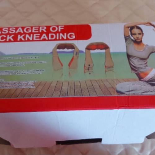 Neck Massager with Heating Effect like new