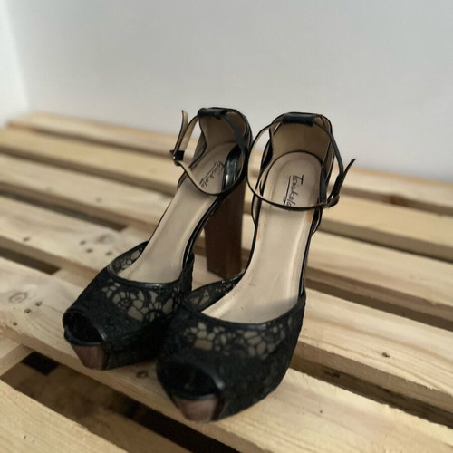 Tsoukalas Shoes high heels used, black, size 41