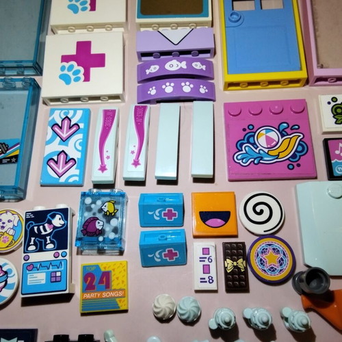 Lego Friends parts and accessories like new
