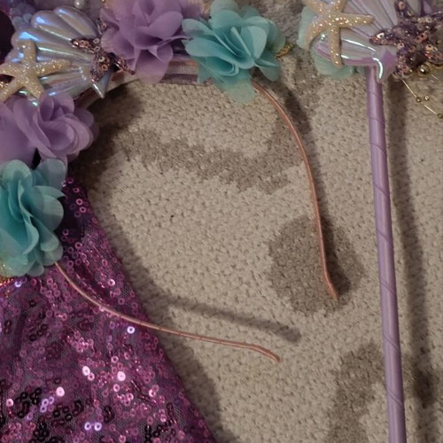 Mermaid costume for 7 years old new with skirt, top and accessories
