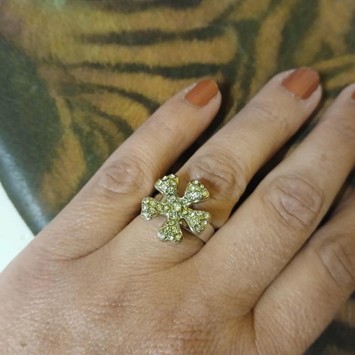 Oriflame flower ring new, silver color