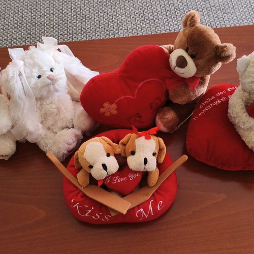 Various stuffed toys like new for kids and adults