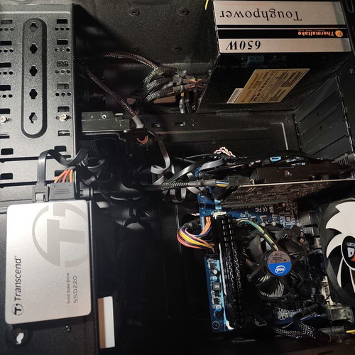 Gaming PC i5-3570 GTX 650 like new, 8GB RAM, SSD 110GB, Windows 11 Pro