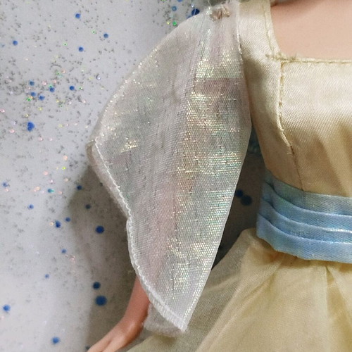 Anastasia Dream Waltz Galoob gown 1997 used with flaws