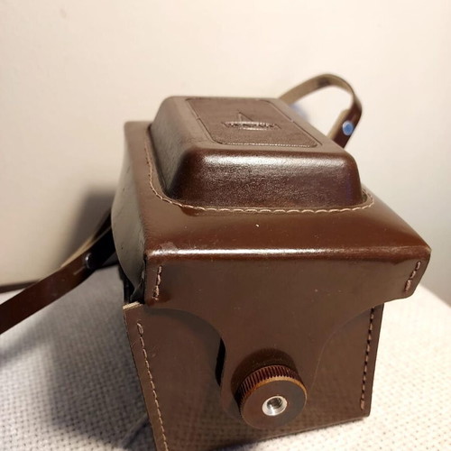 Lubitel 2 LOMO twin lens reflex camera mint condition