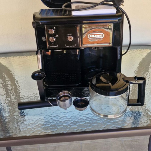Delonghi coffee maker like new