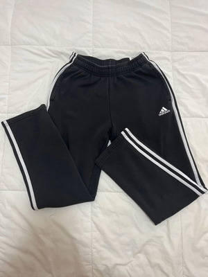 Adidas black tracksuit like new, size Medium