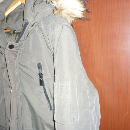 Men's parka jacket khaki like new Medium/Large with detachable hood