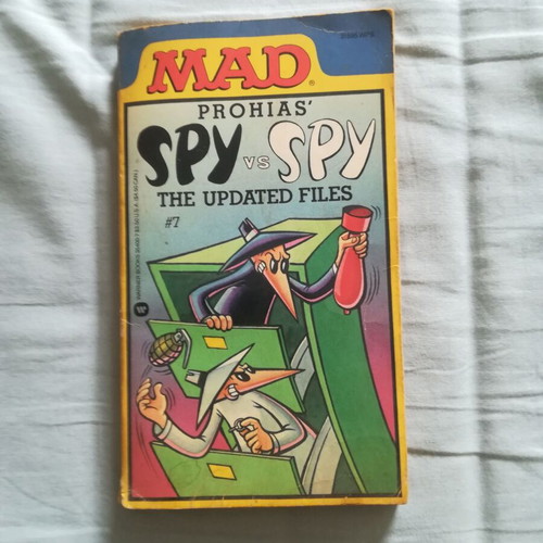 Spy Vs Spy comic used, English