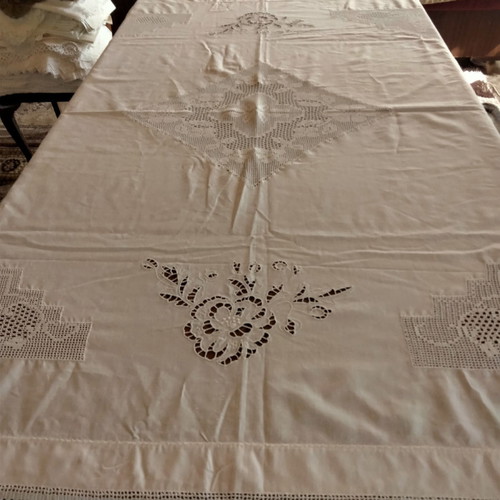 Handmade tablecloth used with knitted corners, lace and cutwork