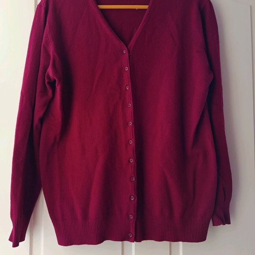 Red cardigan used, size M, soft fabric