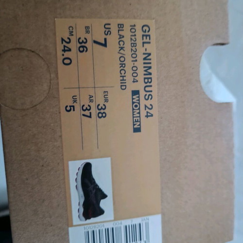 Asics Gel Nimbus 24 Women's Athletic Shoes Like New Black Orchid