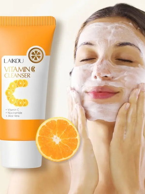 Vitamin C Cleanser new for smooth and radiant skin