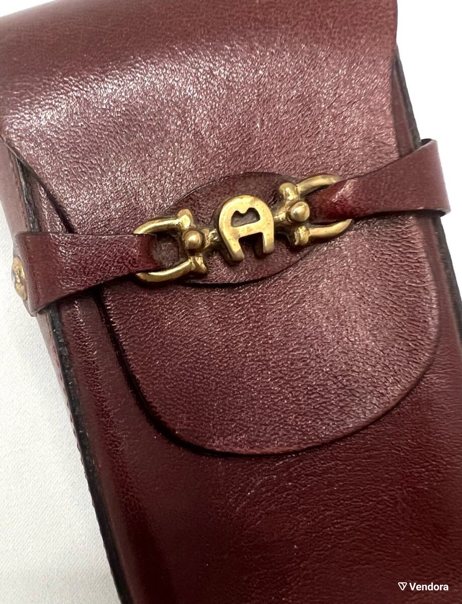 Etienne Aigner leather cigarette case - € 15,00