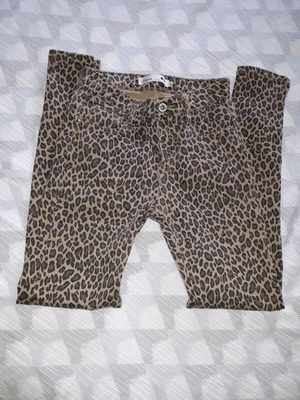 Pants with box now elastic fitted with leopard print like new