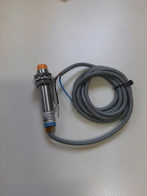 Επαγωγικός διακόπτης LJ12A3-4-Z/BY καινούργιο