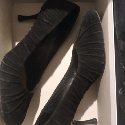 Leather castor pumps black used, size 37