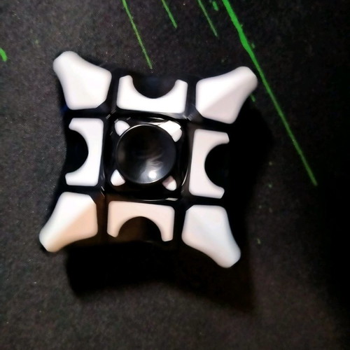 Fidget Spiner Rubik like new