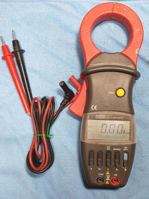 Αμπεροτσιμπίδα Finest True-RMS 131 Clamp-On Meter μεταχειρισμένη