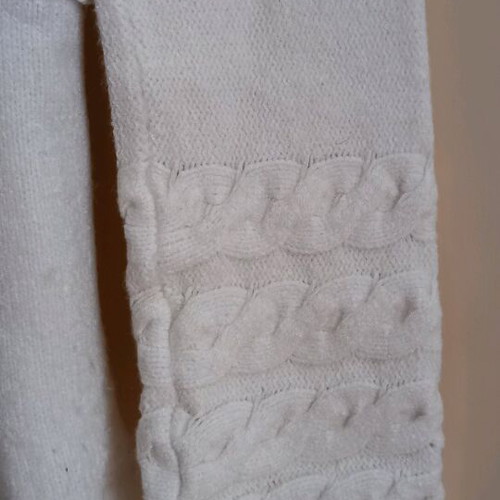 E-GO white women's pullover like new, size M with thick knit