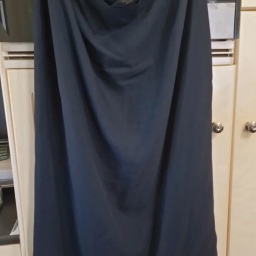 Silk skirt plus size black like new, size XXL
