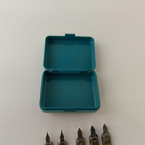 Pelikan Graphos set of 9 used drawing nibs #5604
