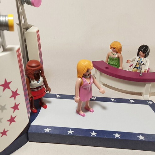 Playmobil City Life 6148 Catwalk set used