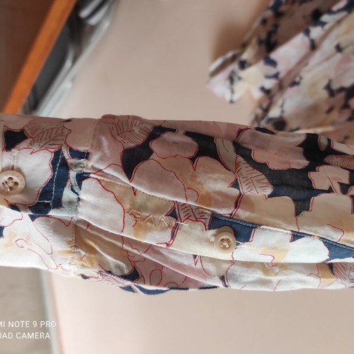Gant silk shirt like new, floral pattern, size XS