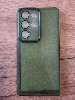 Samsung S25 Ultra case like new, green transparent