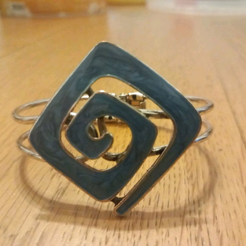 Bracelet with ancient Greek design like new, blue