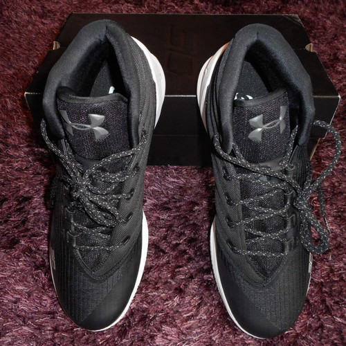 Under Armour Curry 3 sneakers new, size 44.5, black