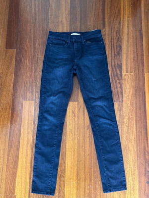 Levi’s skinny jeans like new, blue, size 28