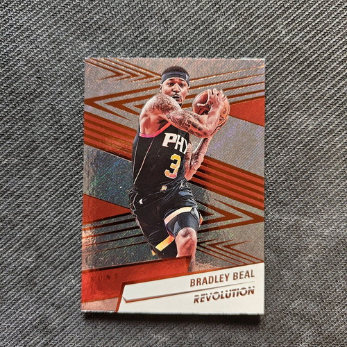 Base card Bradley Beal Revolution NBA 24/25 new