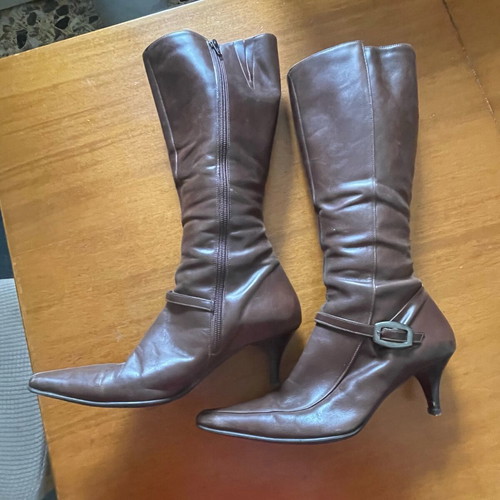Boxer leather boots like new, brown, size 38, with heel