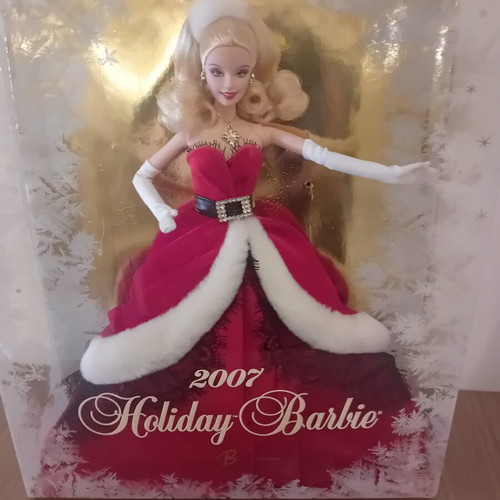 Barbie Holiday 2007 new in box