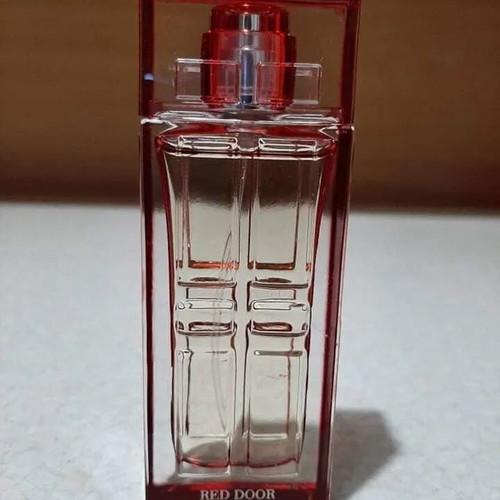 Red Door Aura Elizabeth Arden 30ml edt spray brand new