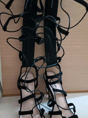 Gladiator sandals Fullah Sugah size 39 like new, black