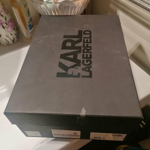 Karl Lagerfeld sneakers like new, size 40, white leather