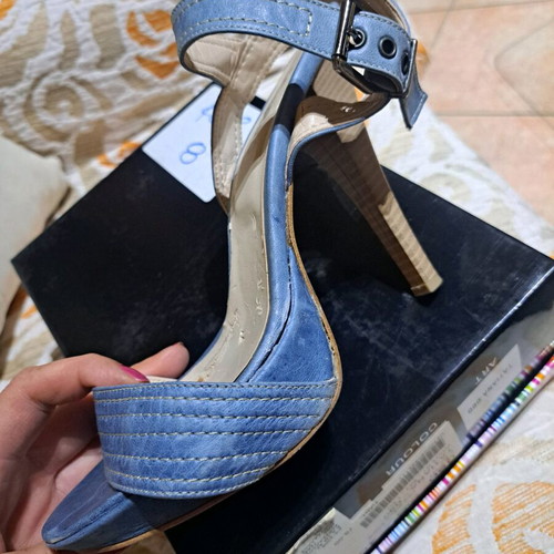 Sandals like new with wide strap and 12 cm heel, size 39, blue