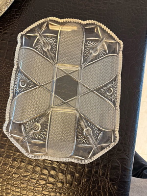 Vintage crystal serving tray like new with dividers