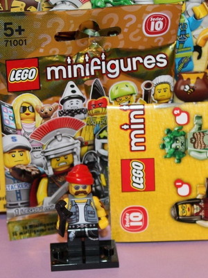 Lego Minifigures 71001 Series 10 Motorcycle Mechanic new