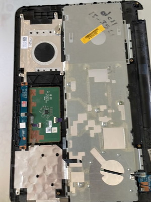 Dell 15-3500 Palmrest like new