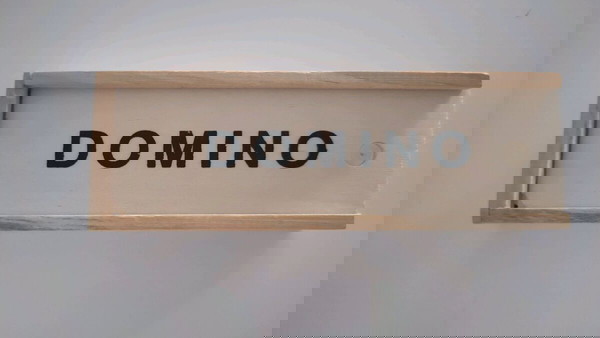 domino