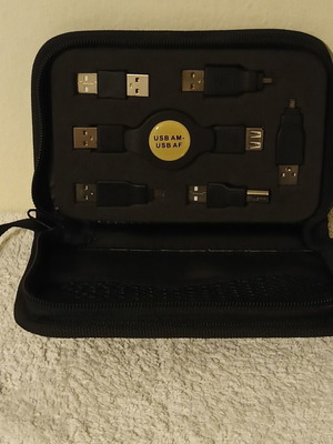 USB AM-USB AF cable set in case like new