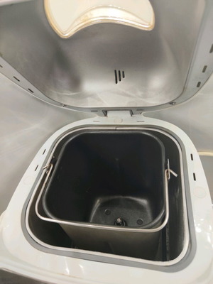 Bread maker in good condition