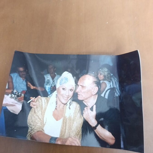 Photo of Zoe Laskari and Kostas Hatzichristos used