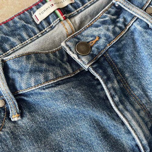 Tommy Hilfiger blue jeans like new, size L 40 12